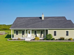 28192 Old Town Springs Rd, Chaumont, NY 13622