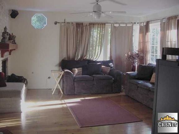 3rd image of 9342 McLennan Ave