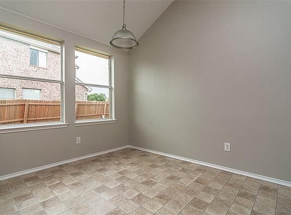 4th image of 1608 Nevers Dr