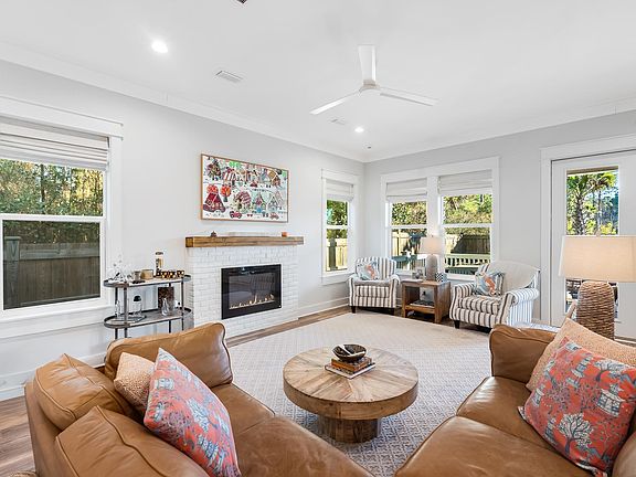 3rd image of 55 Pepper Tree Rd