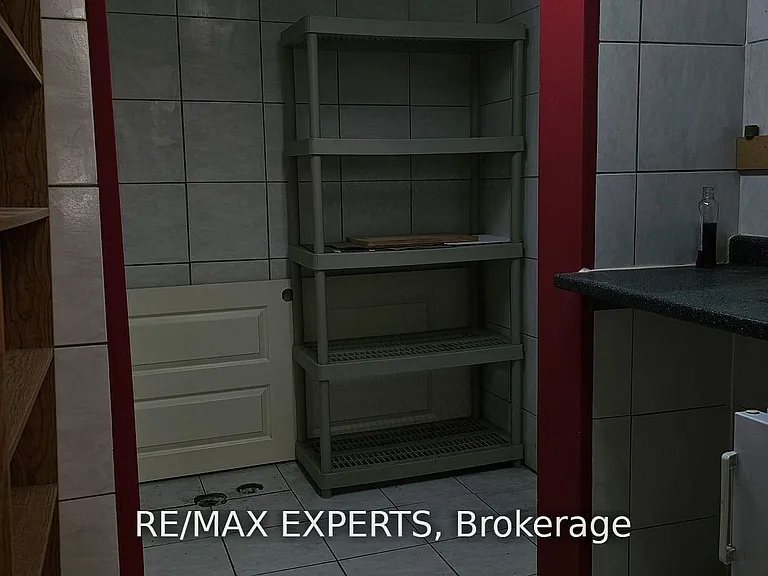 221 Matthew Dr #BASEMENT — Photo 10