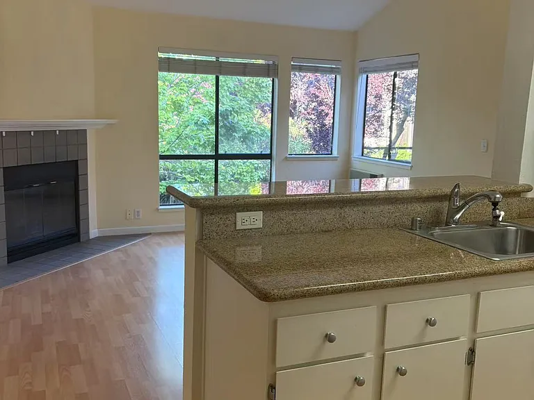 39029 Guardino Dr #220 — Photo 5