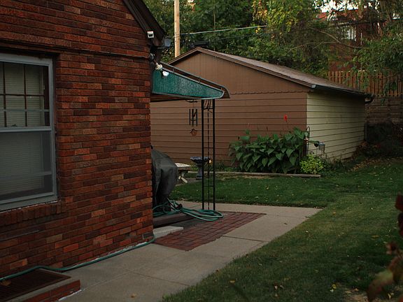 3rd image of 517 S 31st Ave
