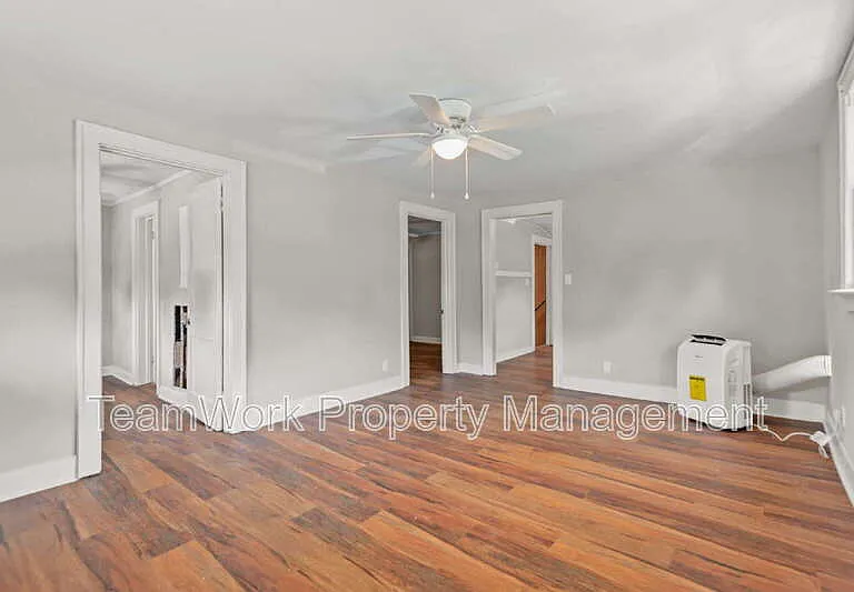 3530 Admiral Dr — Photo 8