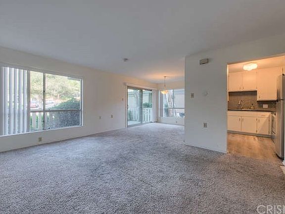 3rd image of 788 Pinetree Cir APT 17