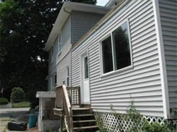 4 Wright St, Gardner, MA 01440