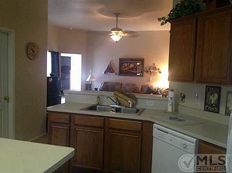 2nd image of 1540 Canyon Dr