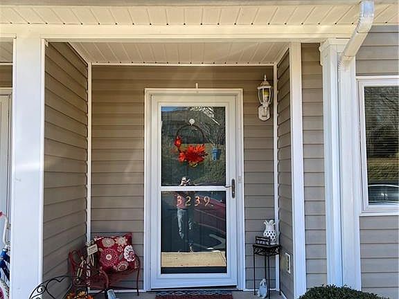 3rd image of 3239 White Oak Ct #L6
