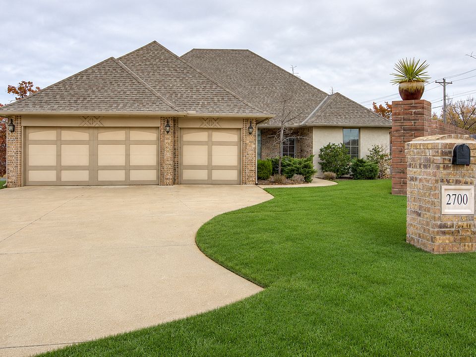 1st image of 2700 Tranquilo Ln