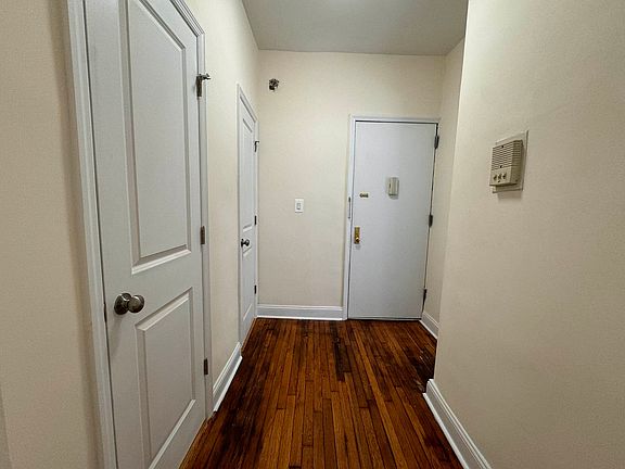5th image of 83-21 Lefferts Blvd #B1
