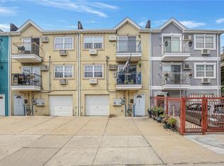 233 Beach 100th St, Far Rockaway, NY 11694