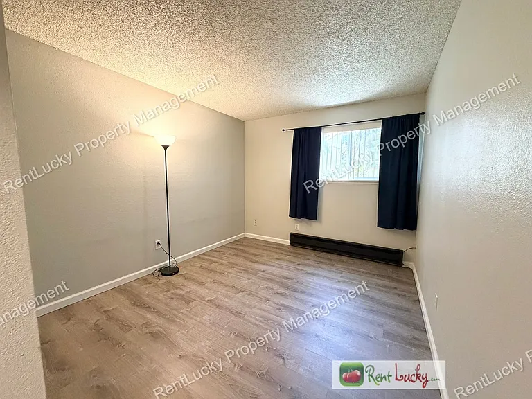 1003 S 308th St #9 — Photo 14