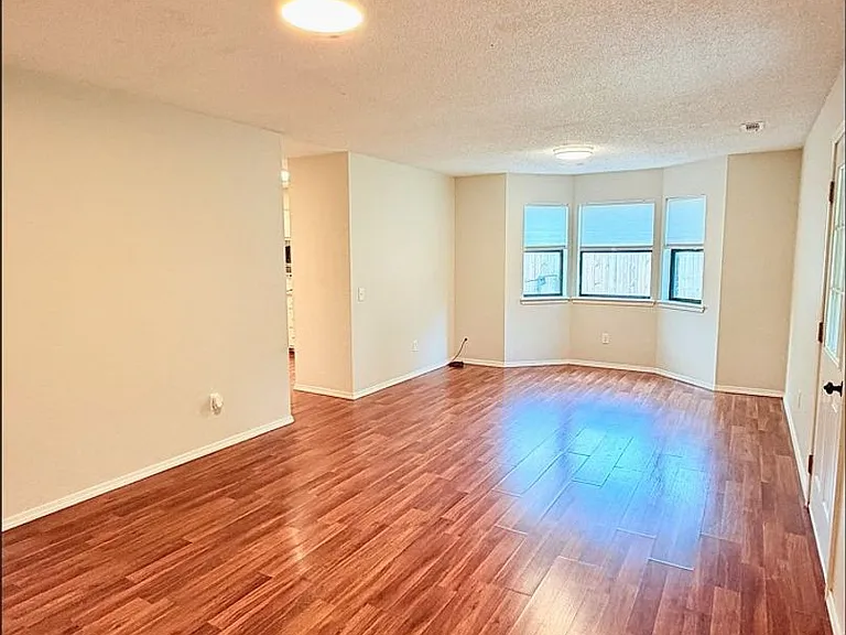 2607 Purdue Cir — Photo 5