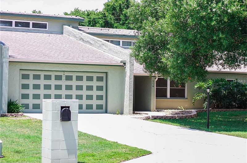 1st image of 304 Kendall Dr