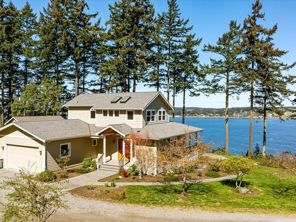 1202 NE Burnham Place, Coupeville, WA 98239