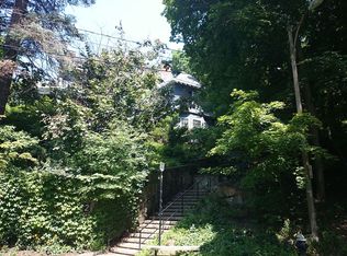 12 Mason Ter, Brookline, MA 02446