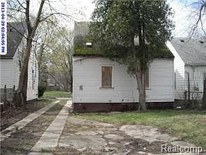 2nd image of 18996 Braile St