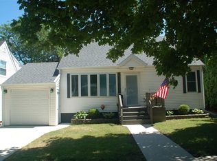 125 8th Ave SE, Oelwein, IA 50662
