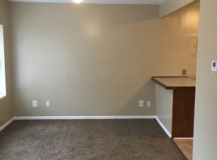 1912 S Santa Fe Ave, Wichita, KS 67211