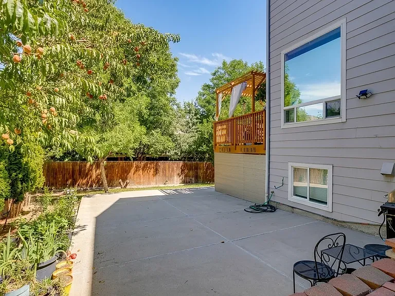 1395 E 100th Ln — Photo 99