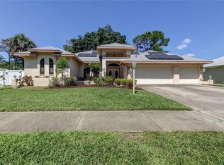 668 Weathersfield Dr, Dunedin, FL 34698