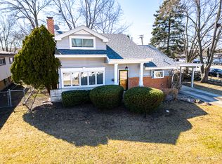 7547 Emerson St, Morton Grove, IL 60053