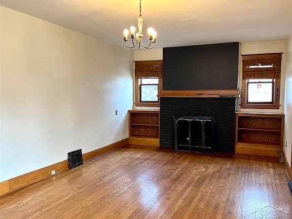 5th image of 1824 Gratiot Ave