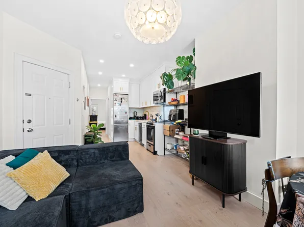 310 Madison St APT 3R, Hoboken, NJ 07030