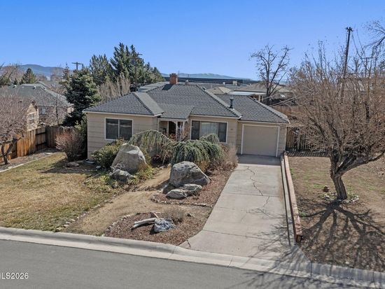 16 Raymond Dr, Reno, NV 89503