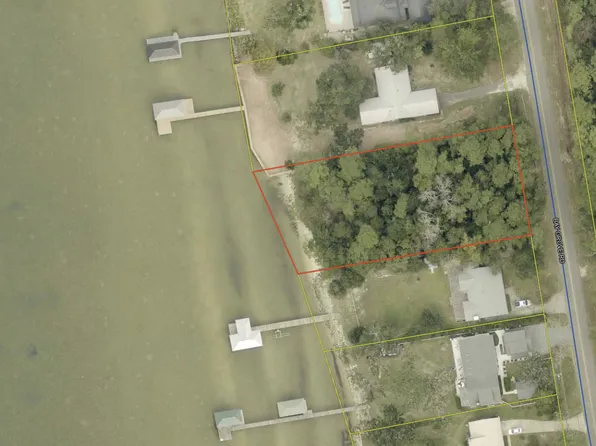 3 Bay Grove Rd, Freeport, FL 32439