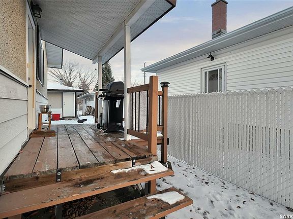 3rd image of 1113 Grey St