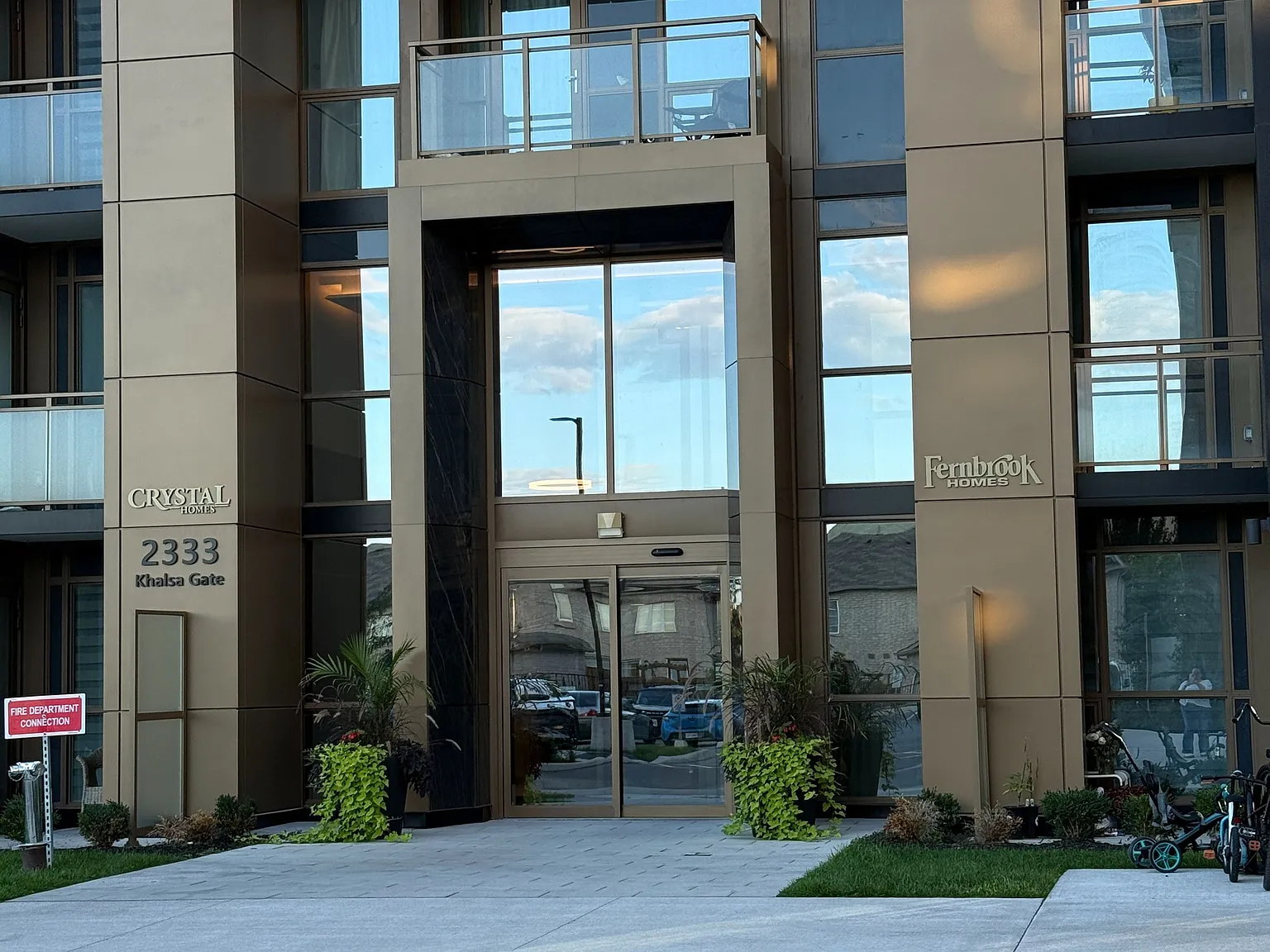 2 bed, $2,650 — Photo 2
