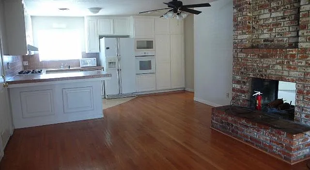 3 bed, 1413 sqft, $2,600 — Photo 1
