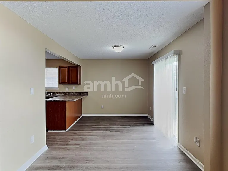 603 New Moon St — Photo 5