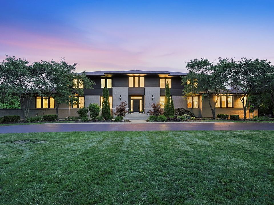 1st image of 88 Riverwood Dr