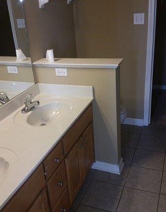 Double vanity in master bath