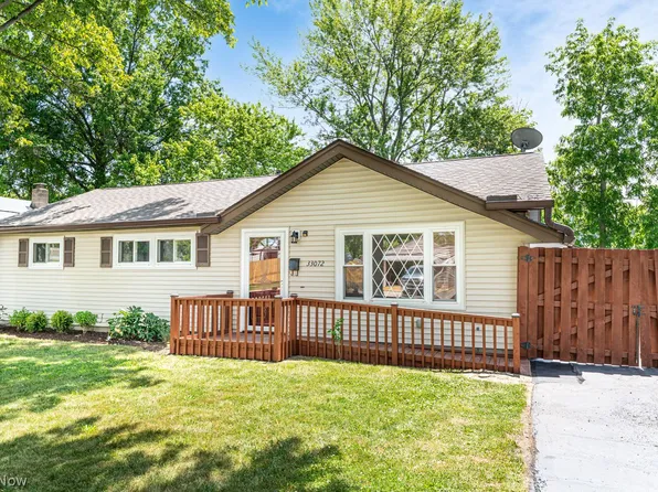 33072 Edward Ave, Eastlake, OH 44095