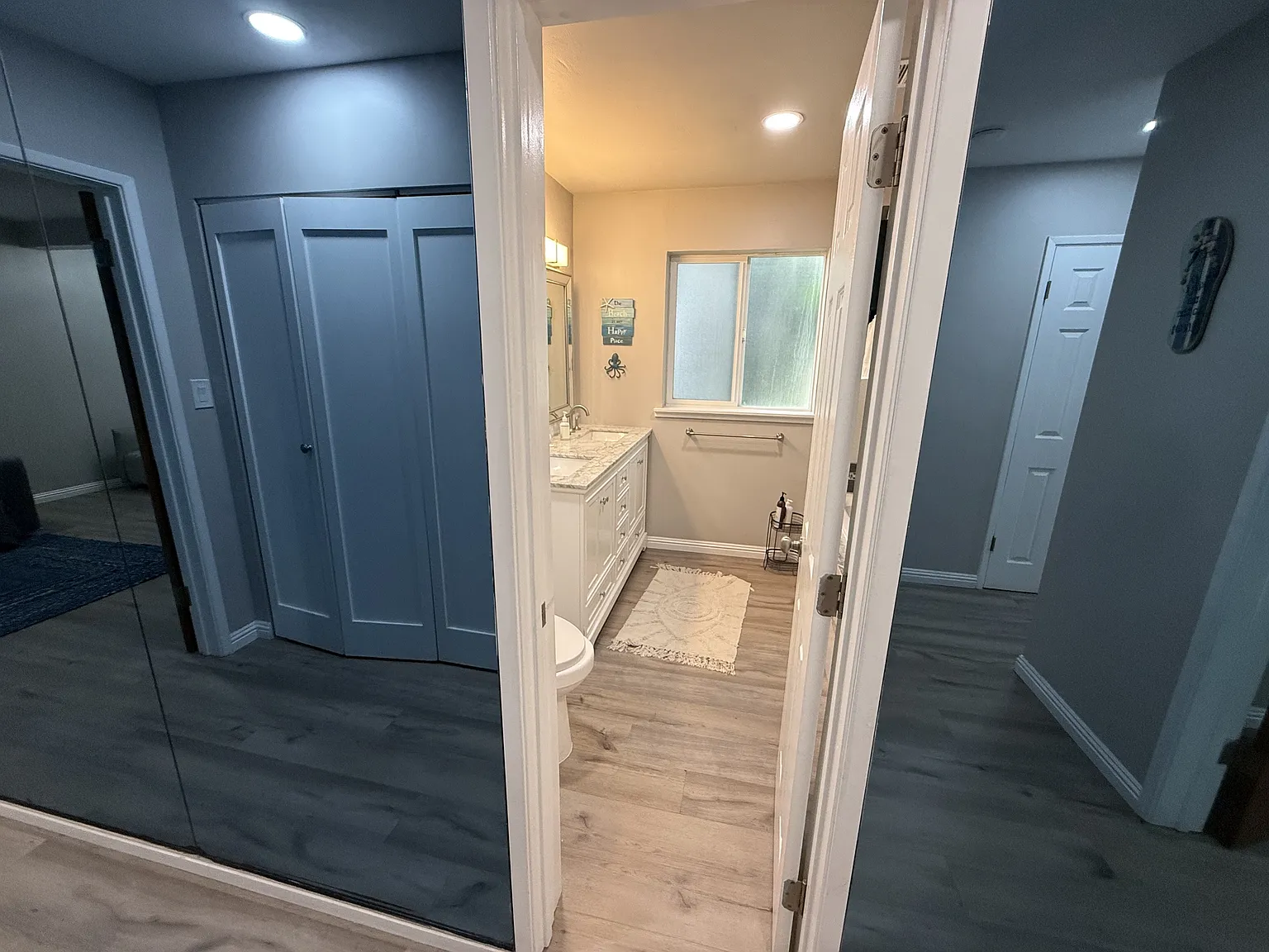 1174 E Ocean Blvd 10 - 1 — Photo 4