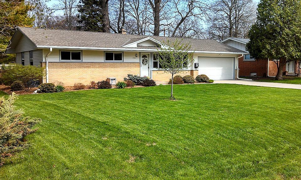 1st image of 5964 N Sidney Pl