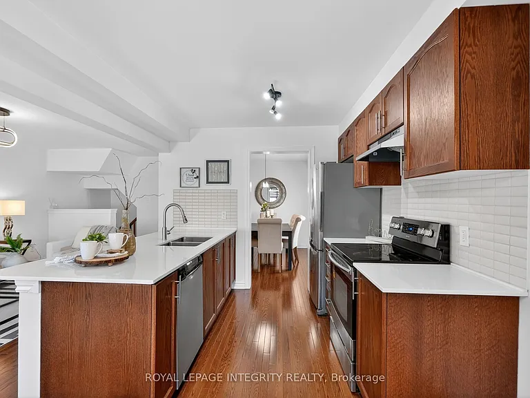 2619 Baynes Sound Way — Photo 21