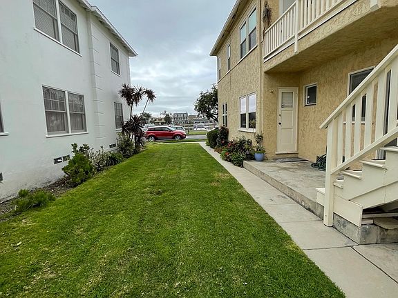 Side yard great for picnic and lounging
