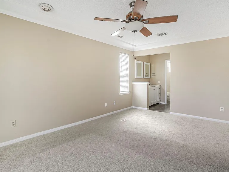 17810 Crestline Rd — Photo 17