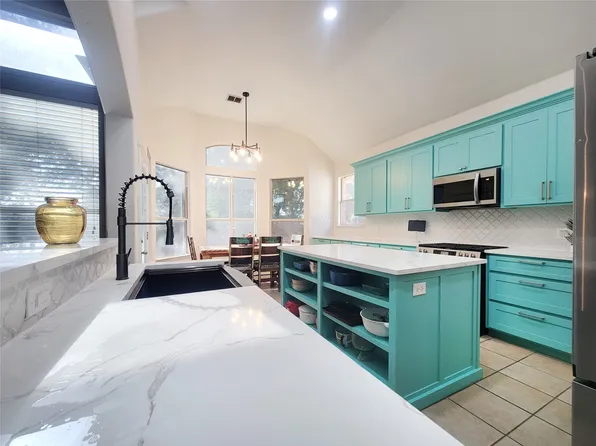 3808 Drexel Dr, Denton, TX 76210