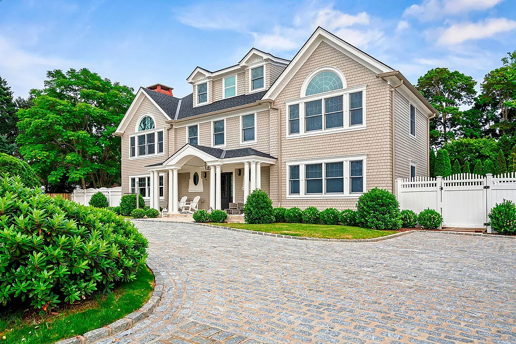 Southampton South US Open Rental! — Photo 3