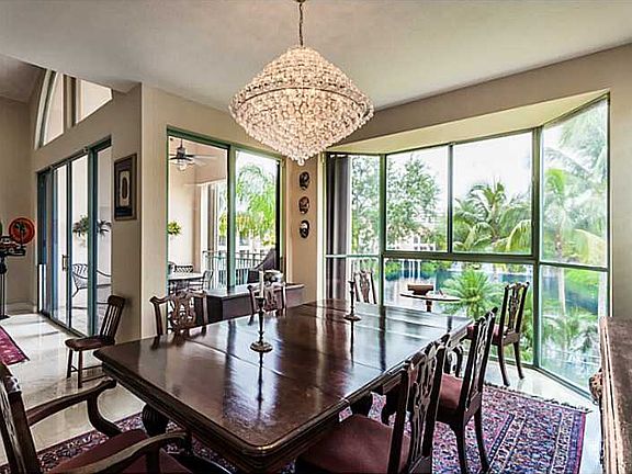 Breathtaking Swan Lake Townhome!