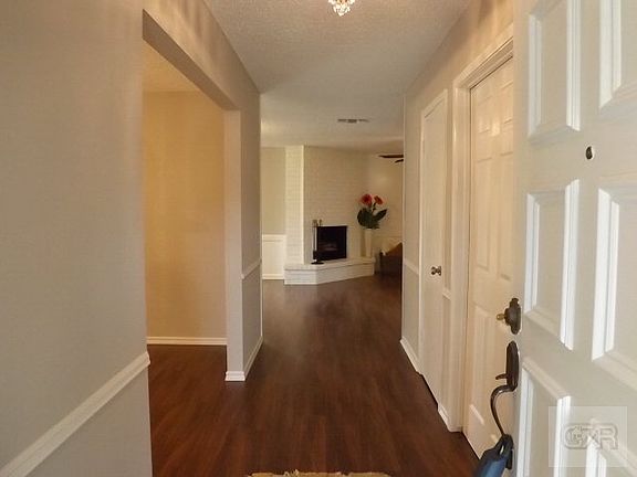 3rd image of 229 6th Ave N