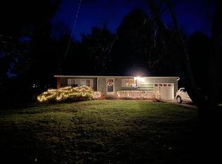 4 Pearson Dr, Dover, NH 03820