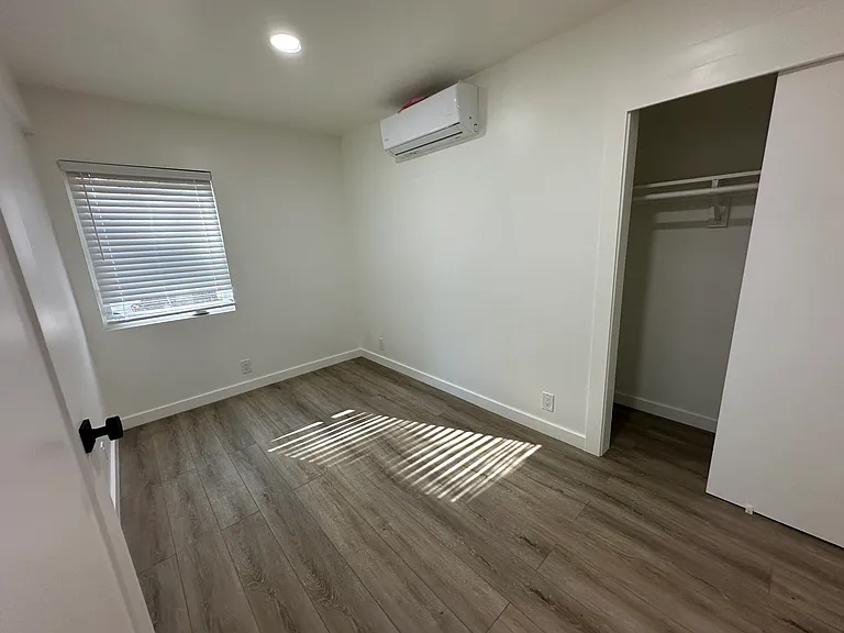 652 Jeffries Rd #B — Photo 8