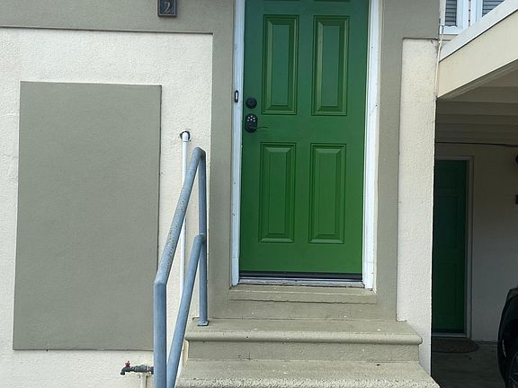 4th image of 1105 Turner St #2
