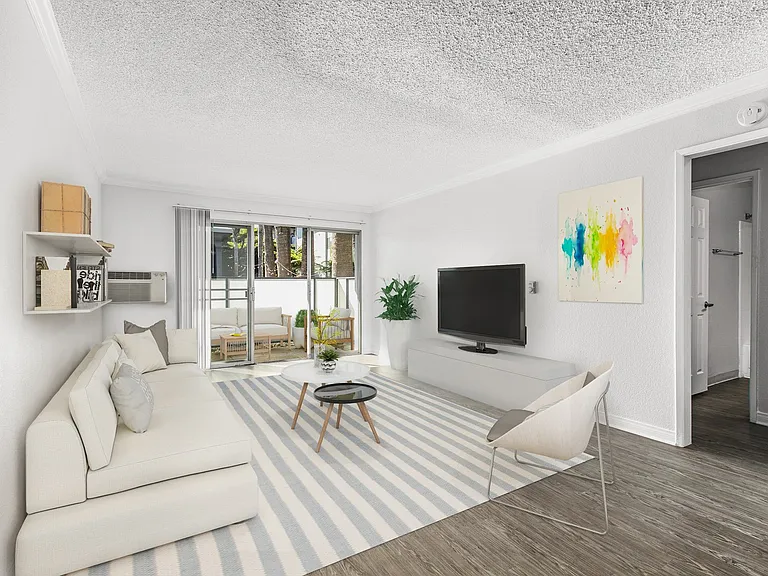 Milano Apartments — Photo 18